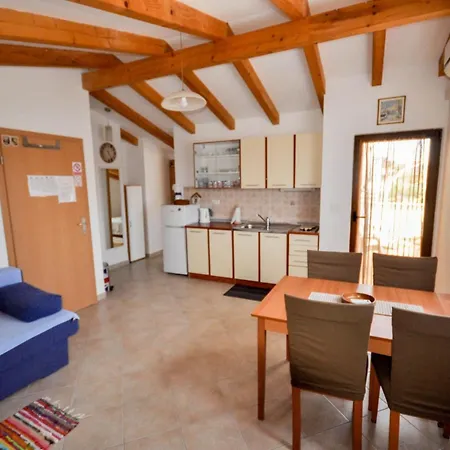 Gemuetliche In Novigrad Mit Grill By Interhome * Novigrad Istria